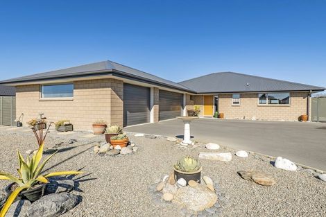 Photo of property in 4 Cressy Place, Darfield, 7510