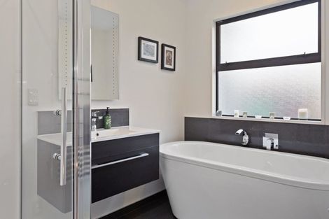 Photo of property in 3 Mokihi Gardens, Hillmorton, Christchurch, 8024