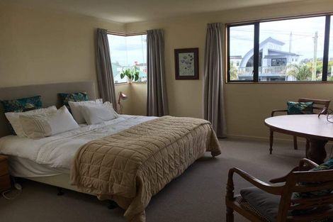 Photo of property in 15 Charles Street, Westshore, Napier, 4110