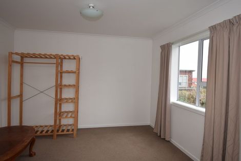 Photo of property in 2 Queen Street, Brighton, Dunedin, 9035