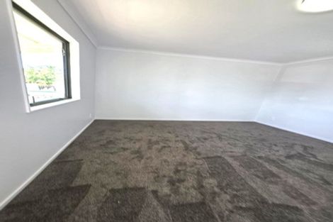Photo of property in 21 Tranent Road, Mangere, Auckland, 2022