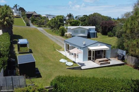 Photo of property in 15 Kanuka Place, Mangawhai Heads, Mangawhai, 0505