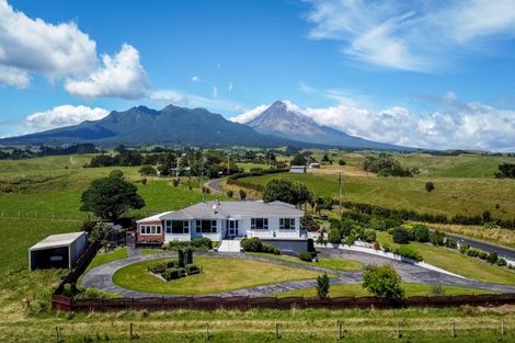 Photo of property in 377 Dover Road, Okato, New Plymouth, 4374