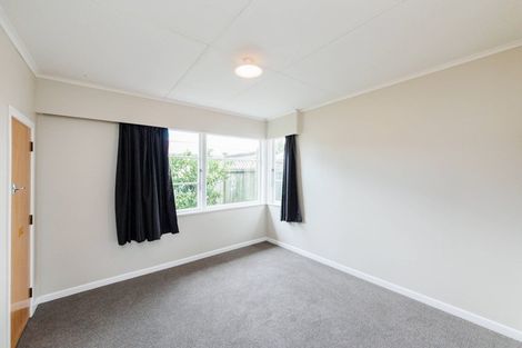 Photo of property in 10 Chester Crescent, West End, Palmerston North, 4410