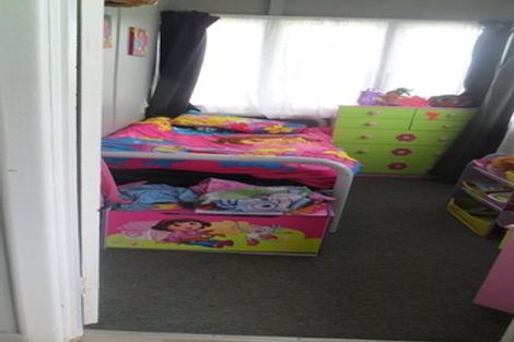 Photo of property in 1/46 Swaffield Road, Papatoetoe, Auckland, 2025