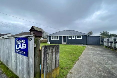 Photo of property in 21 Miro Street, Merrilands, New Plymouth, 4312