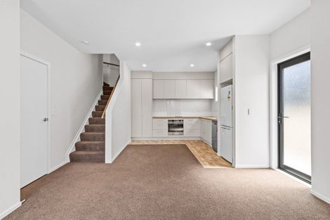 Photo of property in 2/7 Dyer Street, Whitiora, Hamilton, 3200