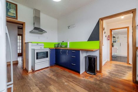 Photo of property in 12 Carthew Street, Feilding, 4702