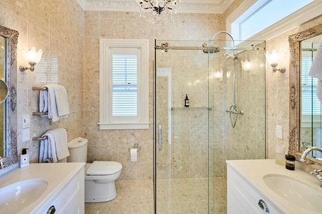 Photo of property in 30 Mcfarlane Street, Mount Victoria, Wellington, 6011