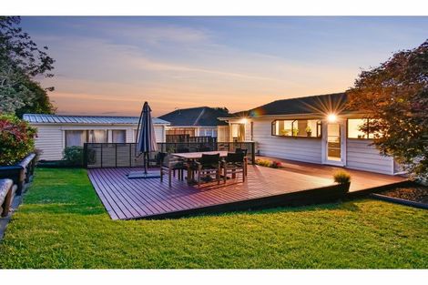 Photo of property in 27 Aronia Way, Goodwood Heights, Auckland, 2105