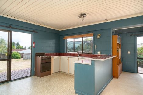 Photo of property in 19 Ingle Avenue, Waipahihi, Taupo, 3330
