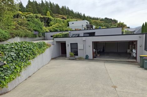 Photo of property in 7b Morrows Mead, Wanaka, 9305