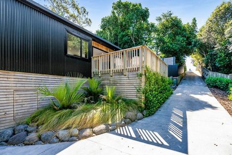 Photo of property in 49a Wallace Place, Westown, New Plymouth, 4310