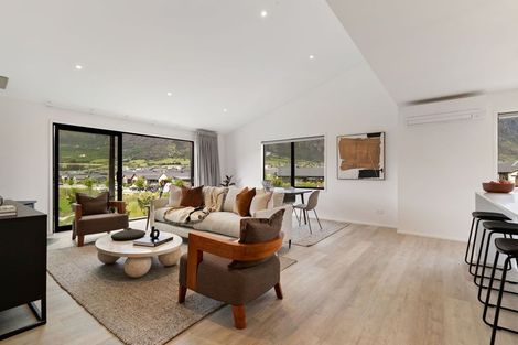 Photo of property in 27 Grain Close, Jacks Point, 9371