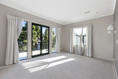 Photo of property in 16 Mayall Avenue, Beach Haven, Auckland, 0626