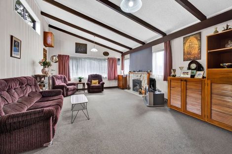 Photo of property in 22 Havelock Place, Blagdon, New Plymouth, 4310