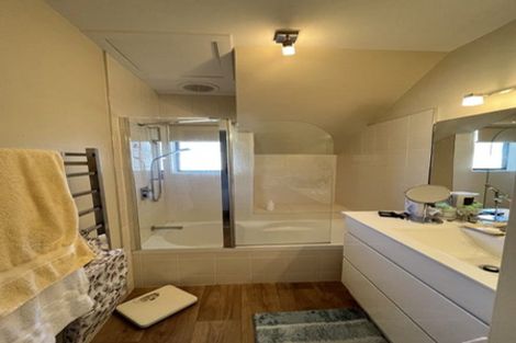 Photo of property in 3/9 Mana Esplanade, Paremata, Porirua, 5026