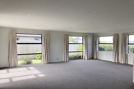 Photo of property in 7 Maka Lane, Halswell, Christchurch, 8025