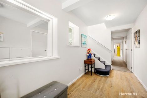 Photo of property in 2/15 Ridgewood Crescent, Birkenhead, Auckland, 0626