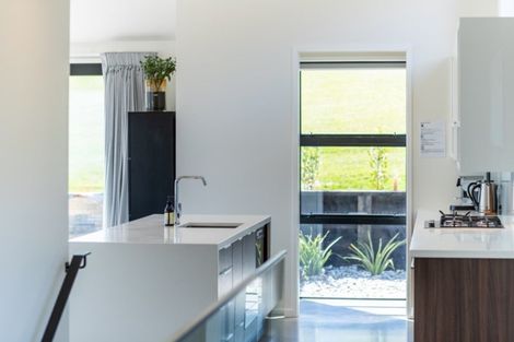 Photo of property in 35 Jacks Point Rise, Jacks Point, Queenstown, 9371