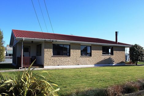 Photo of property in 46 Lanark Street, Balclutha, 9230