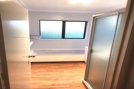 Photo of property in 31 Lemonwood Place, The Gardens, Auckland, 2105