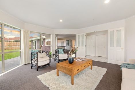 Photo of property in 15 Cloverlea Walk, Welcome Bay, Tauranga, 3112