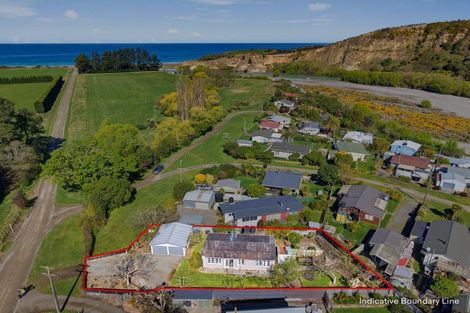 Photo of property in 1 Powis Street, Domett, 7383