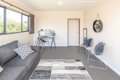 Photo of property in 9 Sherwood Place, Springvale, Whanganui, 4501