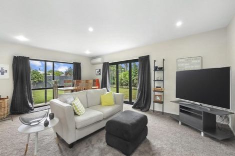 Photo of property in 27 Morris Road, Amberley, 7410