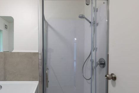 Photo of property in 1/184 Hutchinson Avenue, New Lynn, Auckland, 0600