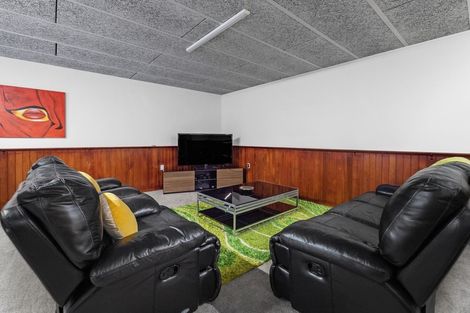 Photo of property in 10 Oban Road, Browns Bay, Auckland, 0630