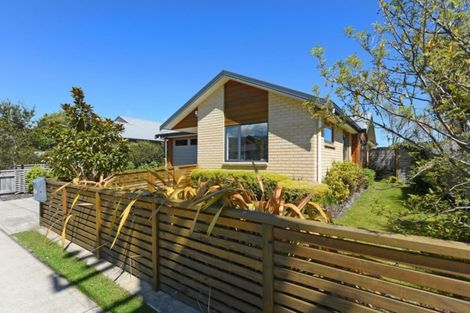 Photo of property in 3b Oxford Crescent, Ebdentown, Upper Hutt, 5018