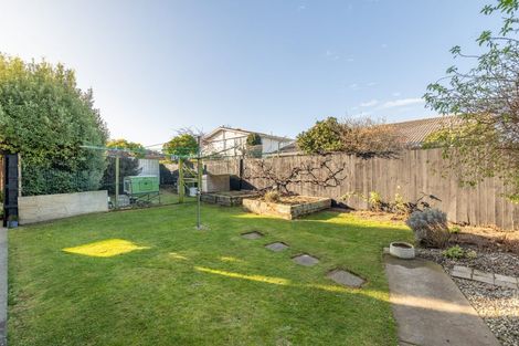 Photo of property in 18 Delaware Crescent, Russley, Christchurch, 8042