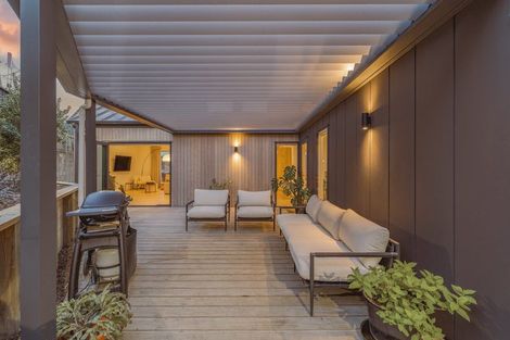 Photo of property in 4 Godley Quay, Lyttelton, 8082