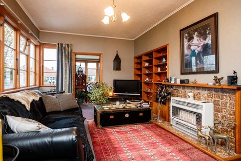 Photo of property in 32 Rangiora Avenue, Roslyn, Palmerston North, 4414