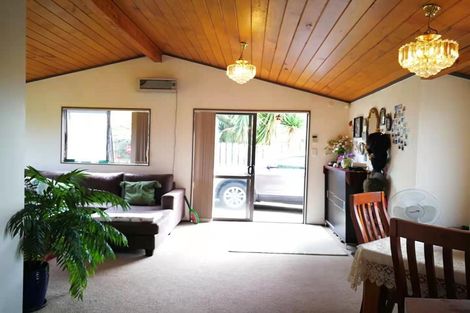Photo of property in 4 Muriel Place, Ranui, Auckland, 0612