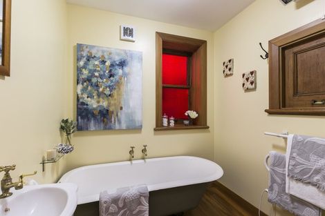 Photo of property in 80 Rolleston Street, Mount Cook, Wellington, 6021