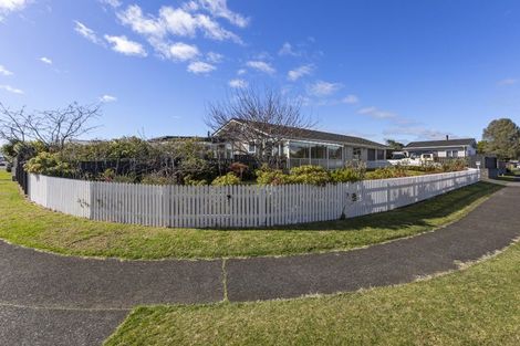 Photo of property in 2 Gardenia Avenue, Bell Block, New Plymouth, 4312