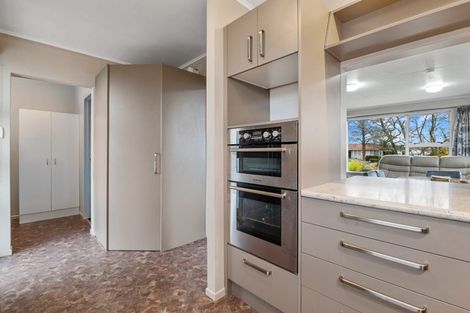 Photo of property in 35 Aotea Crescent, Tokoroa, 3420