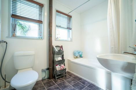 Photo of property in 1 Tyndall Street, Palmerston North, 4414