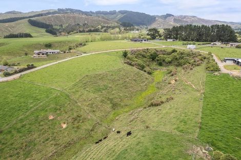 Photo of property in 42 Serenity Lane, Koputaroa, Shannon, 5571
