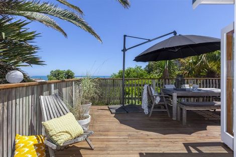 Photo of property in 20 Pingau Street, Paekakariki, 5034
