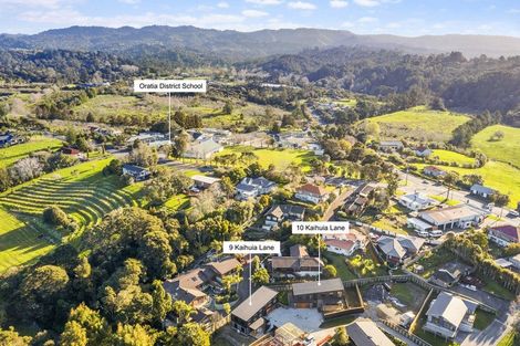 Photo of property in 9 Kaihuia Lane, Oratia, Auckland, 0604