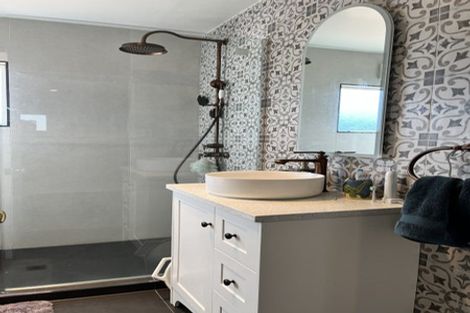 Photo of property in 9 Bickleigh Grove, New Lynn, Auckland, 0600