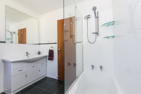 Photo of property in 10 Pomeroy Place, Havelock North, 4130