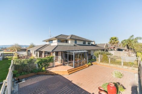 Photo of property in 39 Abby Road, Fitzherbert, Palmerston North, 4410