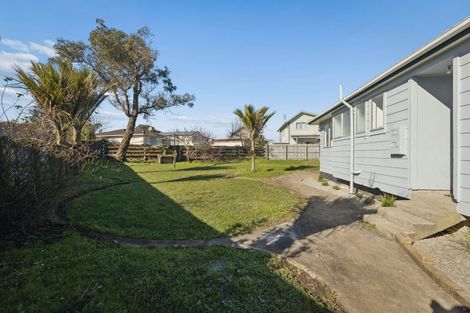Photo of property in 7 Pushon Place, Clendon Park, Auckland, 2103