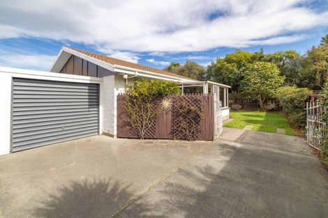 Photo of property in 2/45 Valecrest Avenue, Parklands, Christchurch, 8083