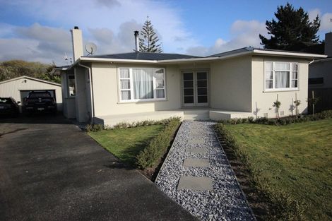 Photo of property in 24 Glasgow Street, Takaro, Palmerston North, 4412